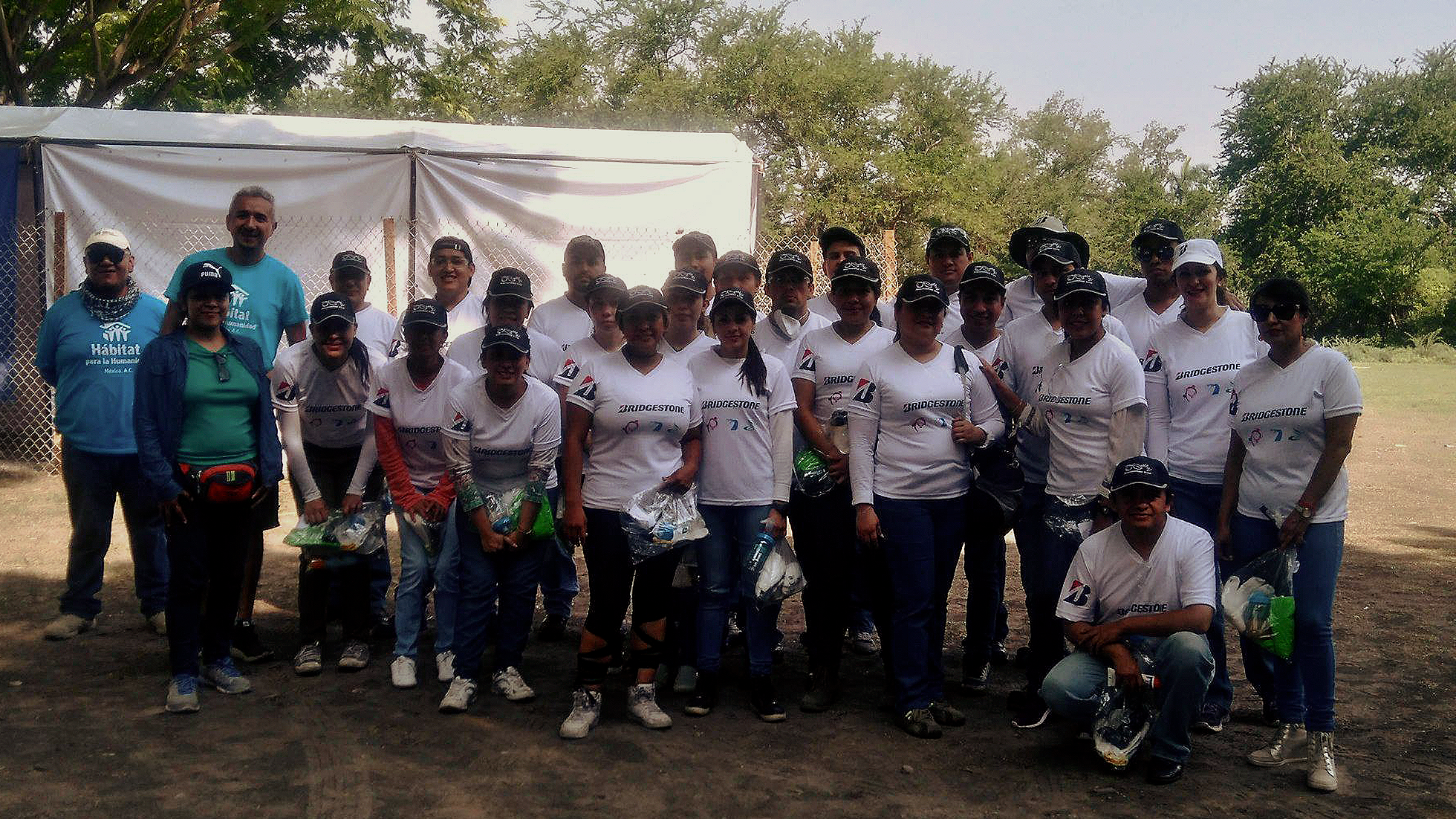 Voluntarios de Bridgestone México forman parte del programa de reconstrucción